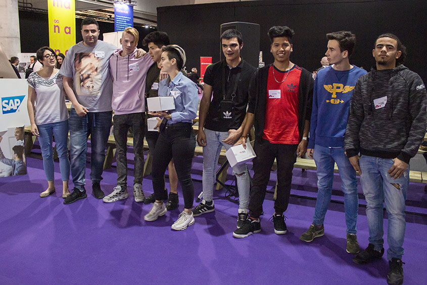 Los jóvenes de Cocina y Electricidad ganadores del Premio al Segundo Mejor Proyecto en CTM